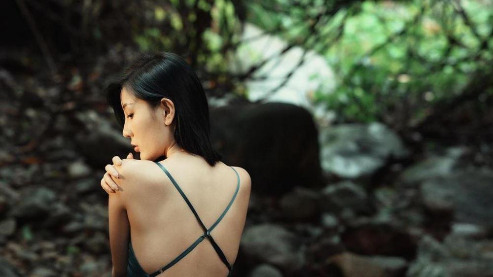 快递女生的慢递爱情