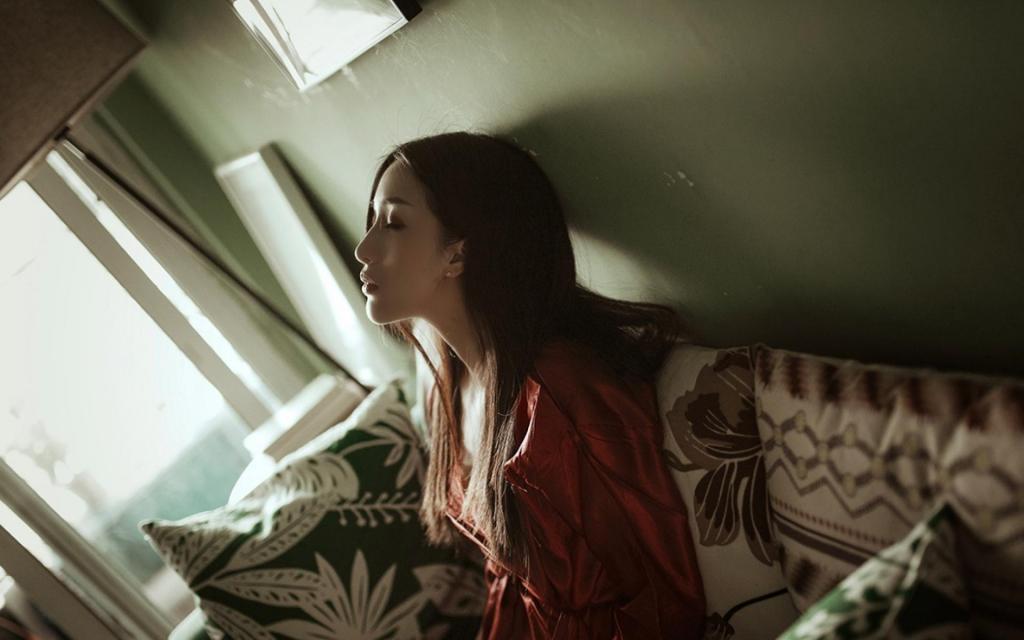 春风十里，芳草一片