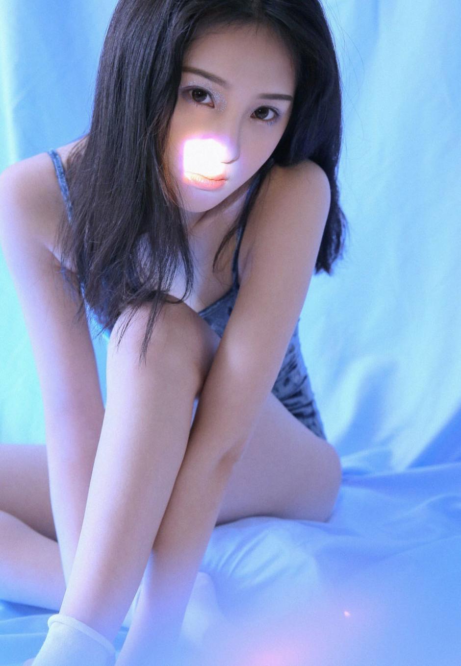 在火车上我和帅气大男孩一见钟情
