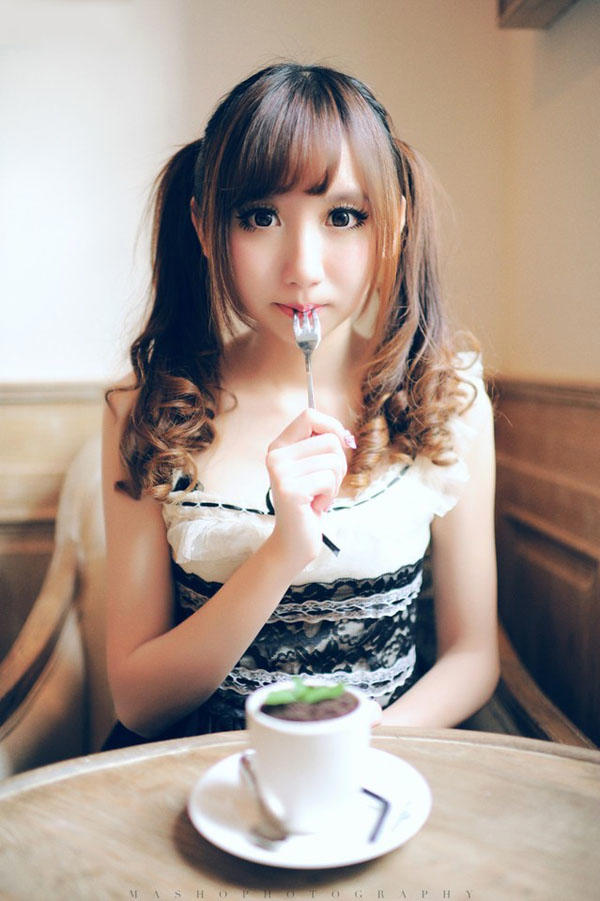 妇女受暴口述实录，老婆出轨，我包养女大学生做情妇