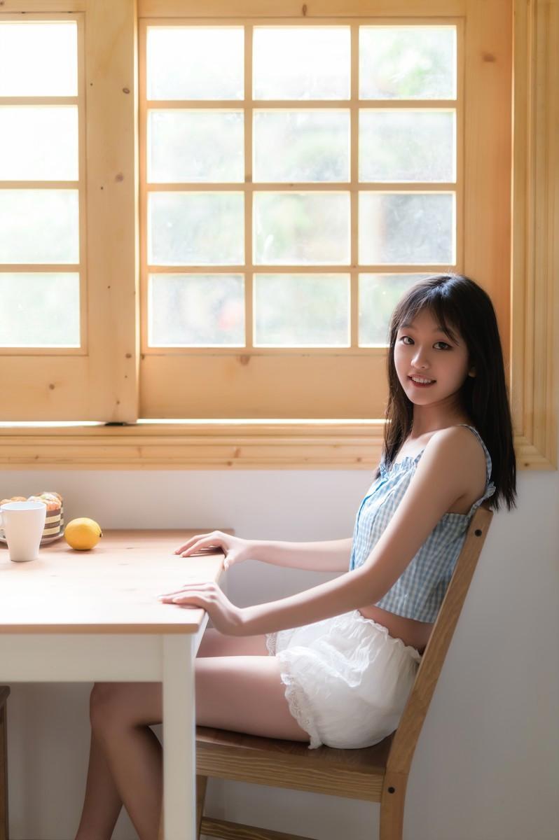 6年的感情换来他求我成全，我是不是小三的小三？