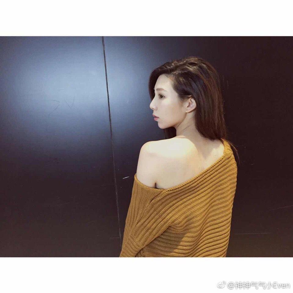 为了爱再不做麻木的跳舞女郎