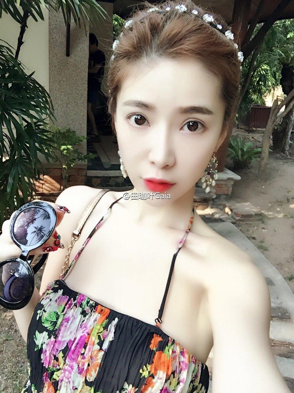 一个爸爸和他的女儿