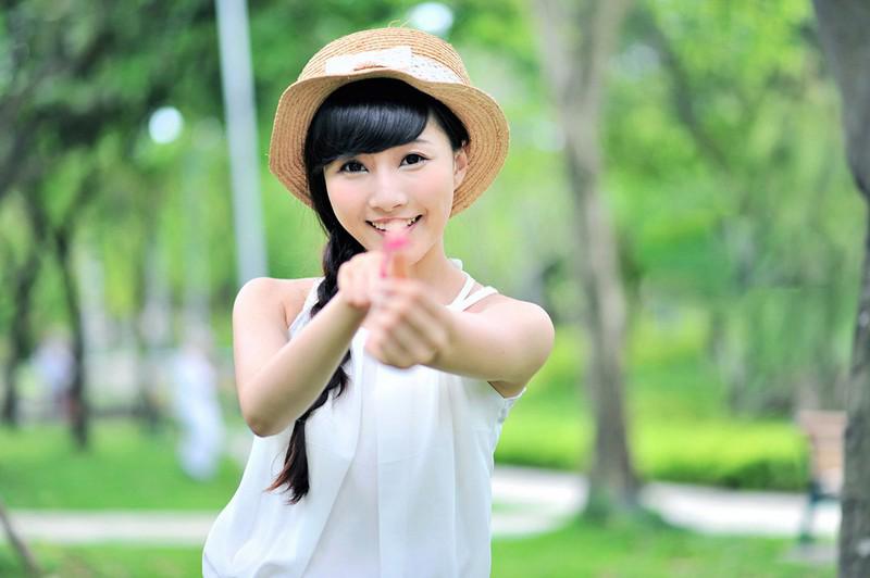 5年后重逢，夜里他近乎疯狂……