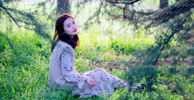 和美女领导办公室的那点事 被她无情的玩弄了一通