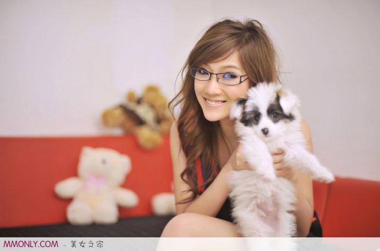 女生对你起反应了大概是什么样子 有这三个表现 代表她想要你了!