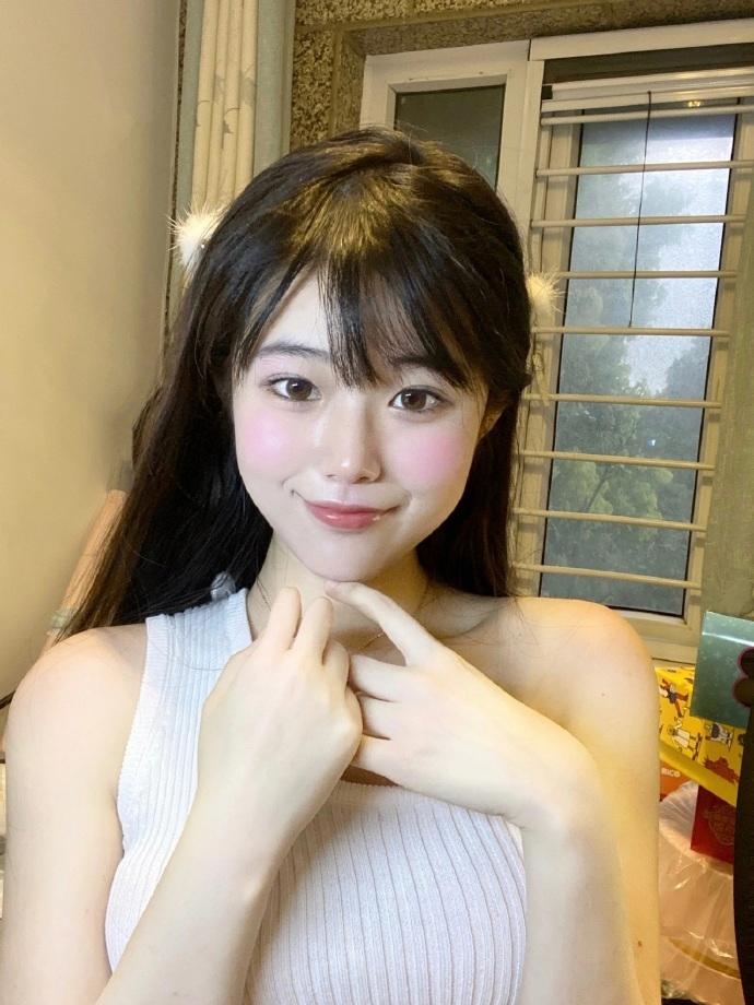 谢谢你陪我这么久，影子